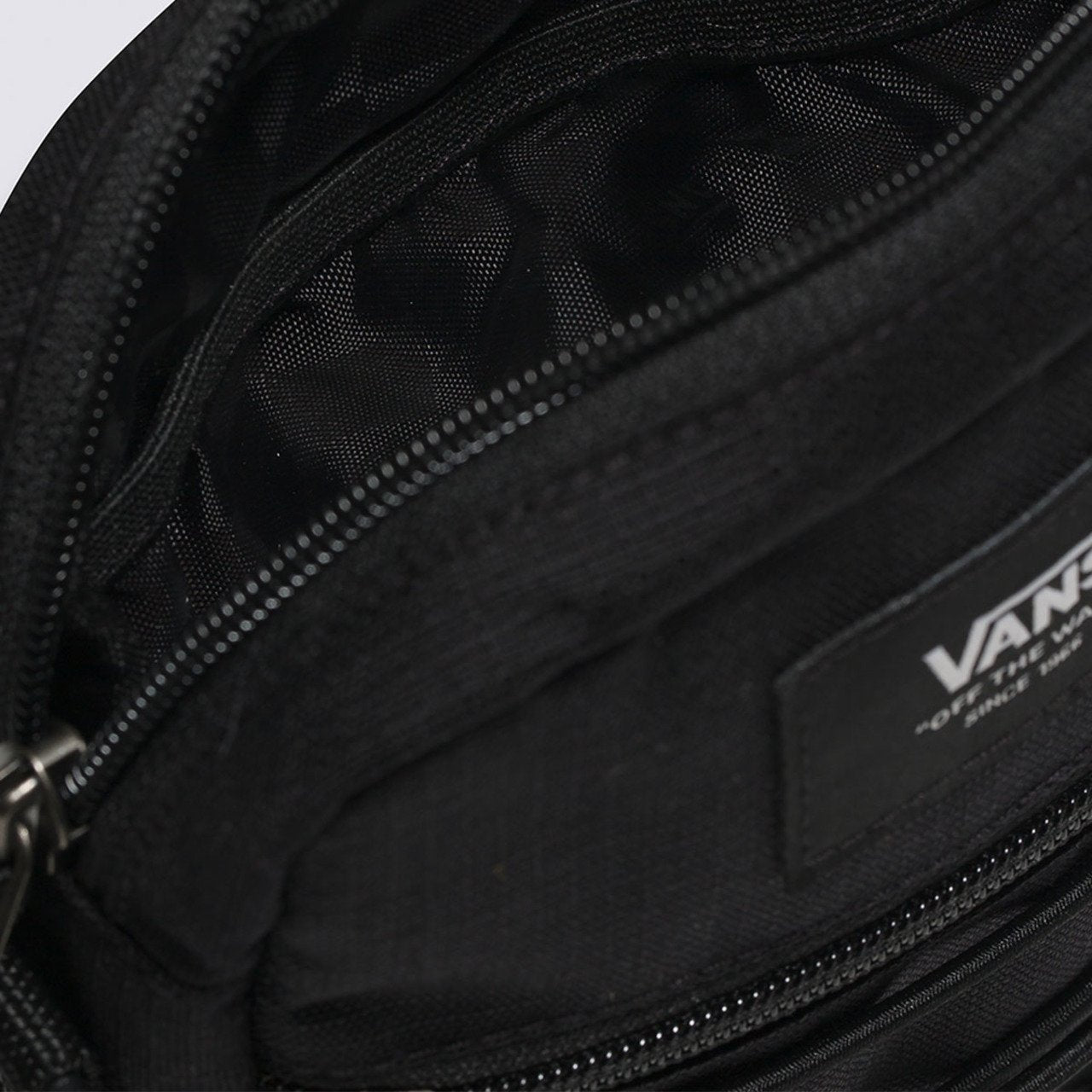 BOLSA BAIL SHOULDER BAG BLACK RIPSTOP